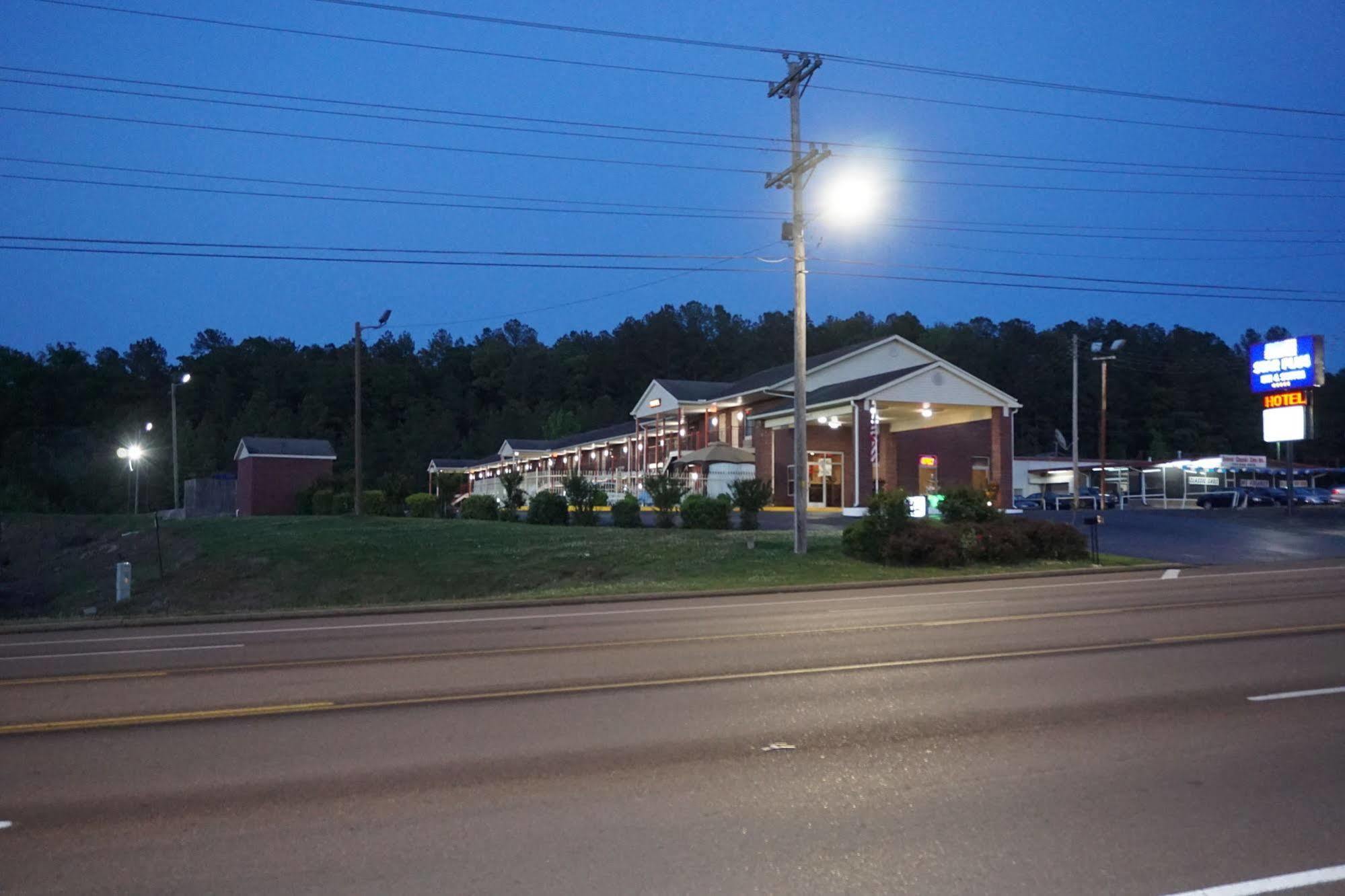 Star Plus Inn & Suites Selmer Exterior photo