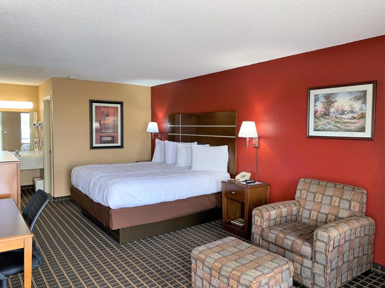 Star Plus Inn & Suites Selmer Exterior photo